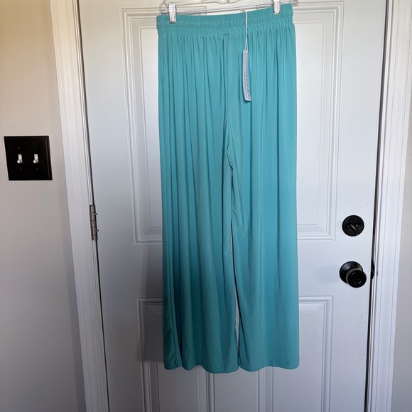 NWT Dear Scarlett Wide Leg Pants - Picture 2 of 7